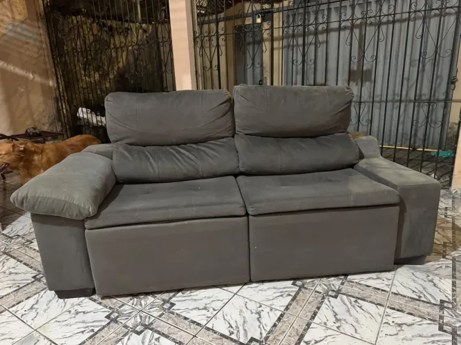 Sofá retrátil