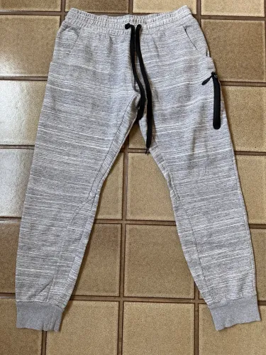 Calça moletom masculina (M)