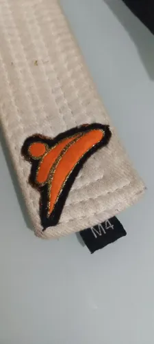 Faixa jiu-jitsu Branca M4