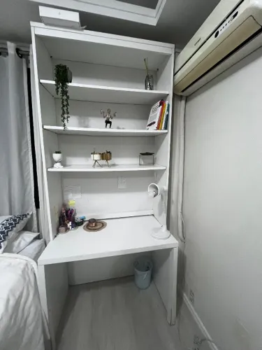 Escrivaninha/mesa de escritório