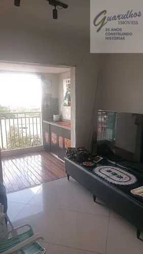Apto para locação na Vila Barros, 3 dorms, 1 suíte, varanda, 1 vaga de carro+moto R$3520,0