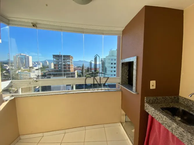 Apartamento à venda no Centro I, Brusque-SC: 1 quarto, 1 sala, 1 banheiro, 1 vaga de garag