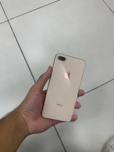iPhone 8 Plus
