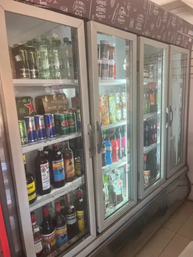 Vendo ou troco por uma cervejeira