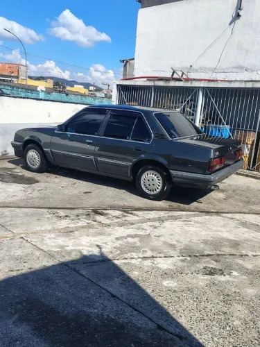 Chevrolet Monza Classic SE 2.0 /mpfi E EFI 2P E 4P 1990