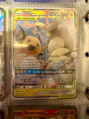 Raichu e Raichu de Alola GX