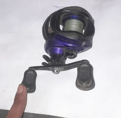 Caretilha d pesca mais linha. Aceito proposta d valor