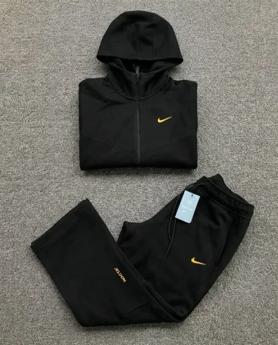 Conjunto Nike Tech Fleece Nocta
