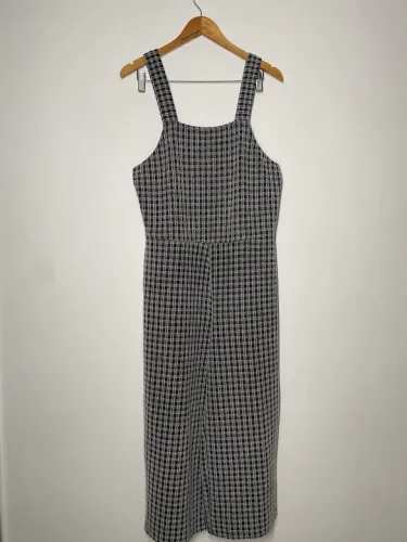 Macacão Feminino (Tamanho G)