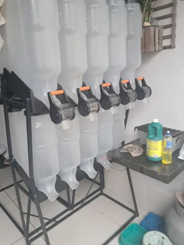 Graneleiro pra ração tenho 9 com 10 bocas