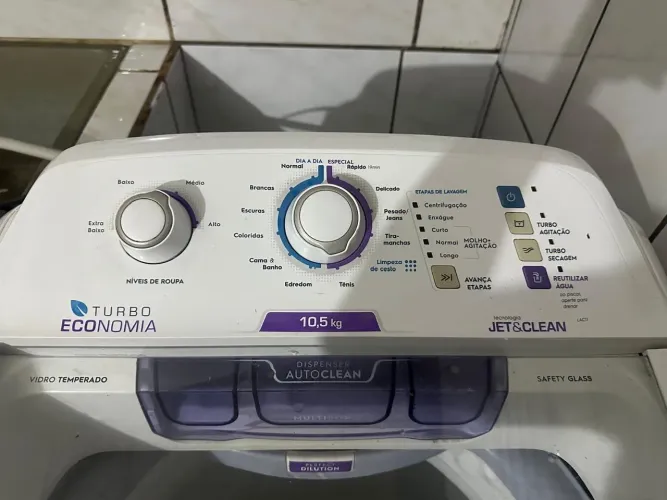 Vendo Máquina de lavar roupa