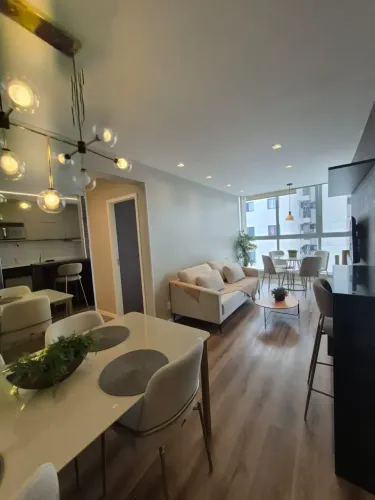 Ed. Torre Evidence - Totalmente mobiliado, com 65m², 2 quartos (sendo 1 suíte), 1 vaga de 