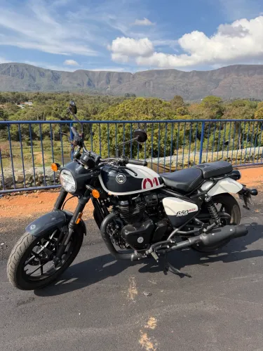 Royal Enfield - Shotgun 650