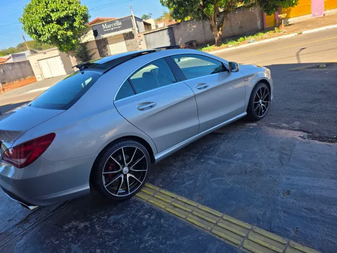 Mercedes-Benz CLA-200 First Edition 1.6 TB 16V Aut. 2014