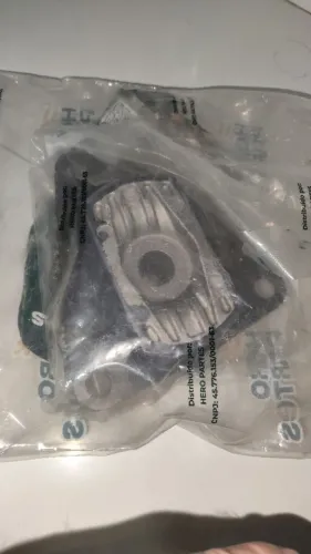 Vende-se essas peças para carro .