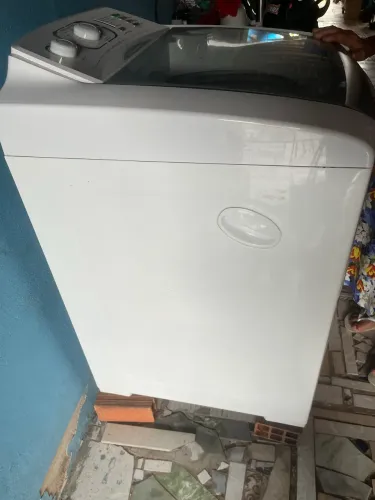 Máquina de Lavar Electrolux 12kg - Ótima Oportunidade!