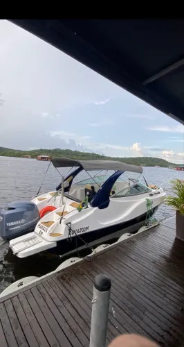 Vendo Lancha 19 pés com motor Yamaha 150 hp 4 tempos