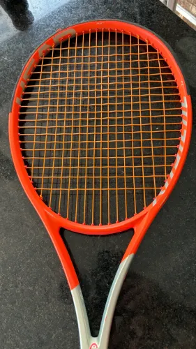 RAQUETE DE TÊNIS HEAD RADICAL MP GRAPHENE 360+