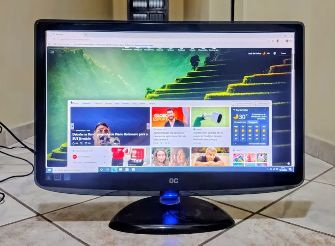 ***Monitor LED AOC 22 polegadas***