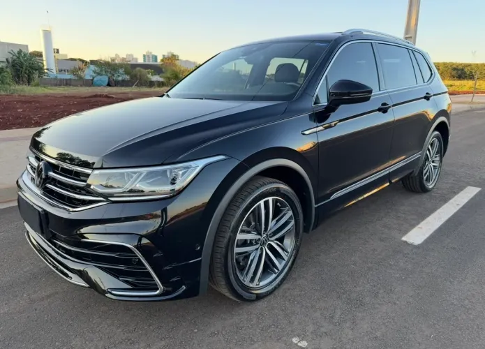 Volkswagen Tiguan Allspac R-line 300 TSI 2.0 2025