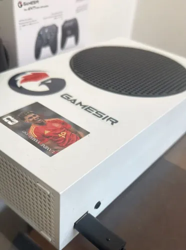 Xbox Series S + 2 Controles | Muito Novo