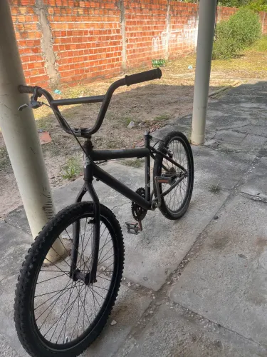 Bicicleta aro 24 bike de manobras