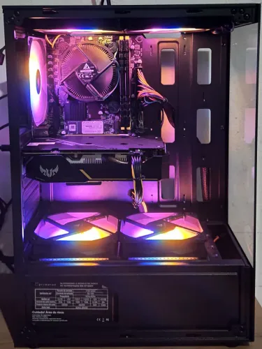 PC Gamer pronto para uso, ideal para jogos, trabalho e estudos.