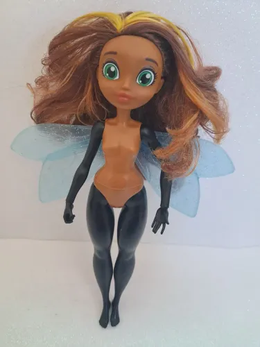 Boneca  Bumblebee , Abelha DC super hero girls 