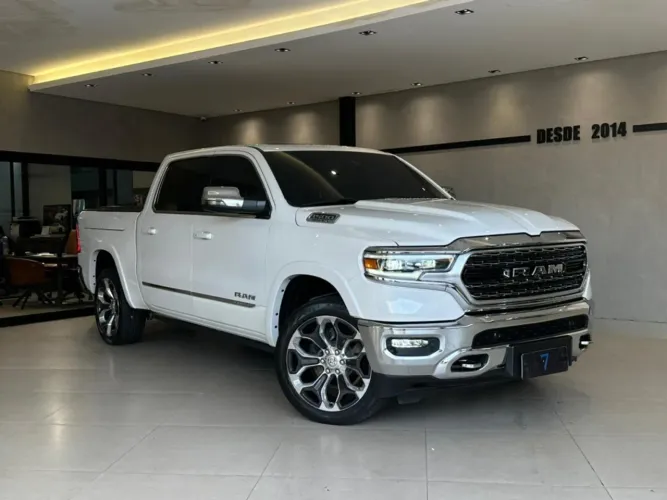 Ram 1500 Limited 5.7 CD 4X4 Aut. 2024
