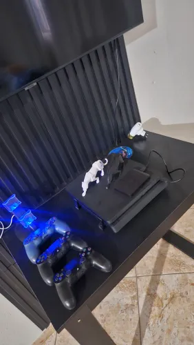 Play Station 4