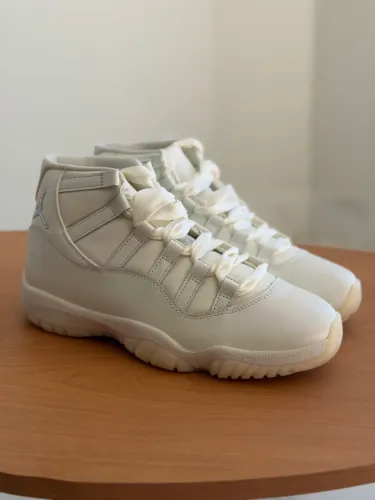 Air Jordan 11 Sail Pearl 39