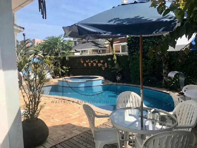 Casa 4 suítes à venda em Jurerê Internacional