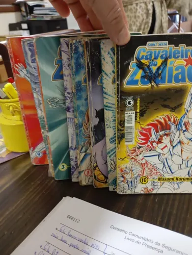 Lote cavaleiros do zoodiaco, obra magnífica de Masami Kurumada, 09 no total 