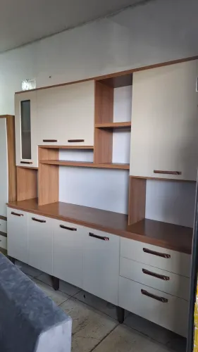 Armário de cozinha seminovo