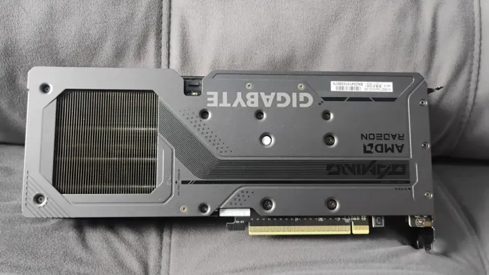 RX 9060xt 16gb - Gigabyte 