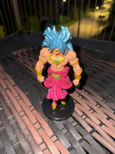 Action Figure Broly DBZ