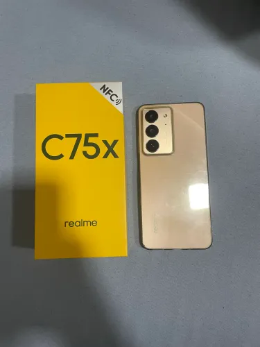 Celular realme 75x