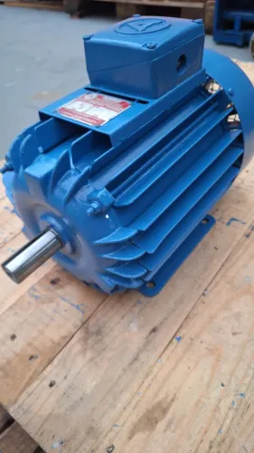 Motor elétrico trifásico 4 cv. Rotação: 1740 baixa rotação.
