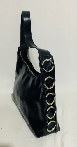 Bolsa De Ombro Vintage Hobo Baguette Preta Verniz Com Argolas