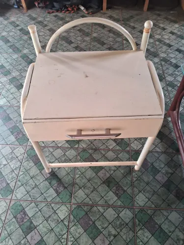 Criado de cabeceira