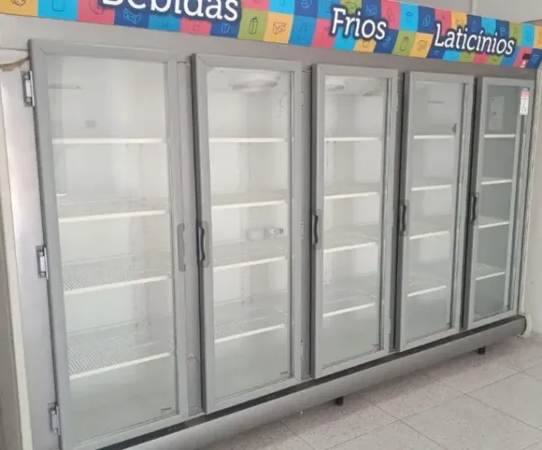 Auto serviço 5 portas fricon semi novo