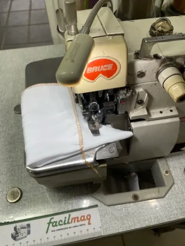Máquina de Costura Overlock Bruce