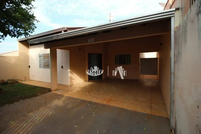 Casa com 3 Quartos para alugar, 94 m² por R$ 2.100/mês - Jardim Buenos Aires - Ibiporã/PR