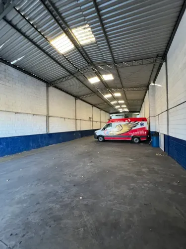 Galpão/Depósito/Armazém para aluguel possui 500 metros quadrados
