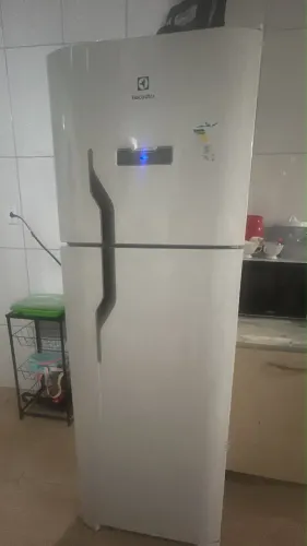 Vendendo Frost free Electrolux 371 litros