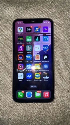 Vendo um iPhone 11 128 gigas 