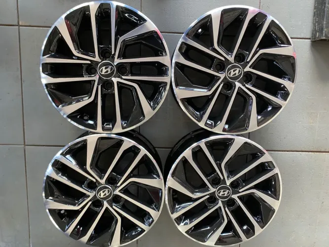 Rodas 15 hb20 novas sem uso