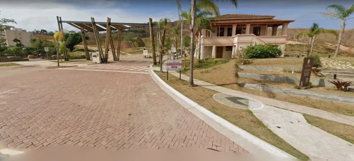 Vendo excelente terreno no Condomínio Estrela do Parque<br>