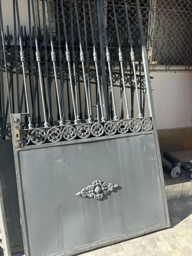 Vendo gradil de ferro / portão pedestre e garagem automatizado