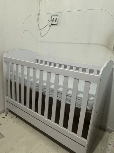 Vende-se berço em Manaus